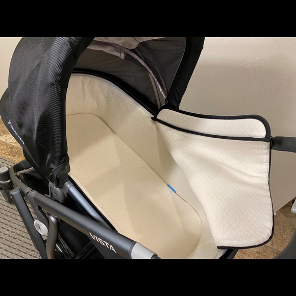 UPPAbaby Vista stroller SOLD ON Ⓜ️ - Picture 5 of 8